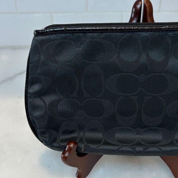 Coach Ashley Signature Logo Large Pleated Wristlet Clutch Bag - Picture 5 of 14